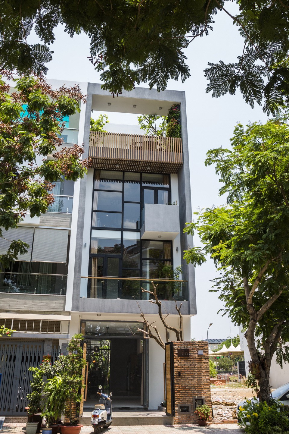 Thiết kế mặt tiền nhà đơn giản 