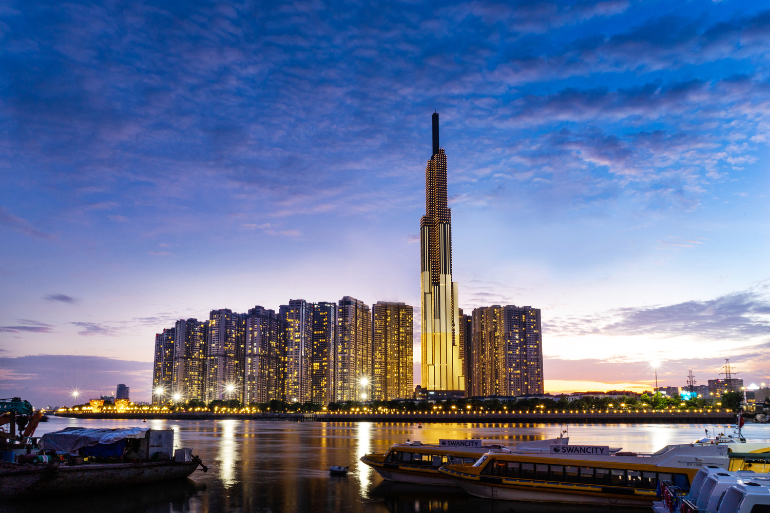 Vincom Landmark 81 