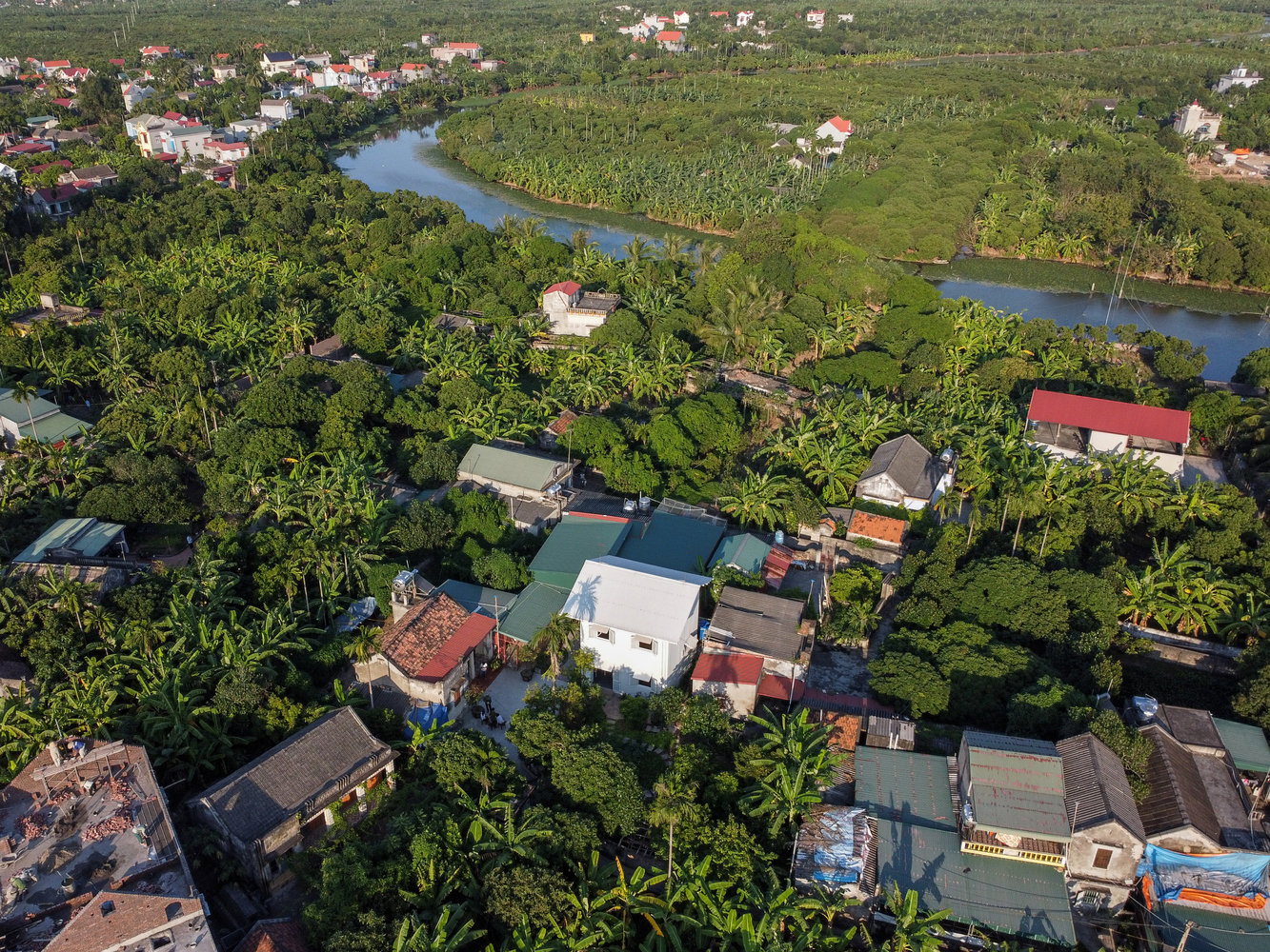 ngôi nhà nhìn từ trên cao